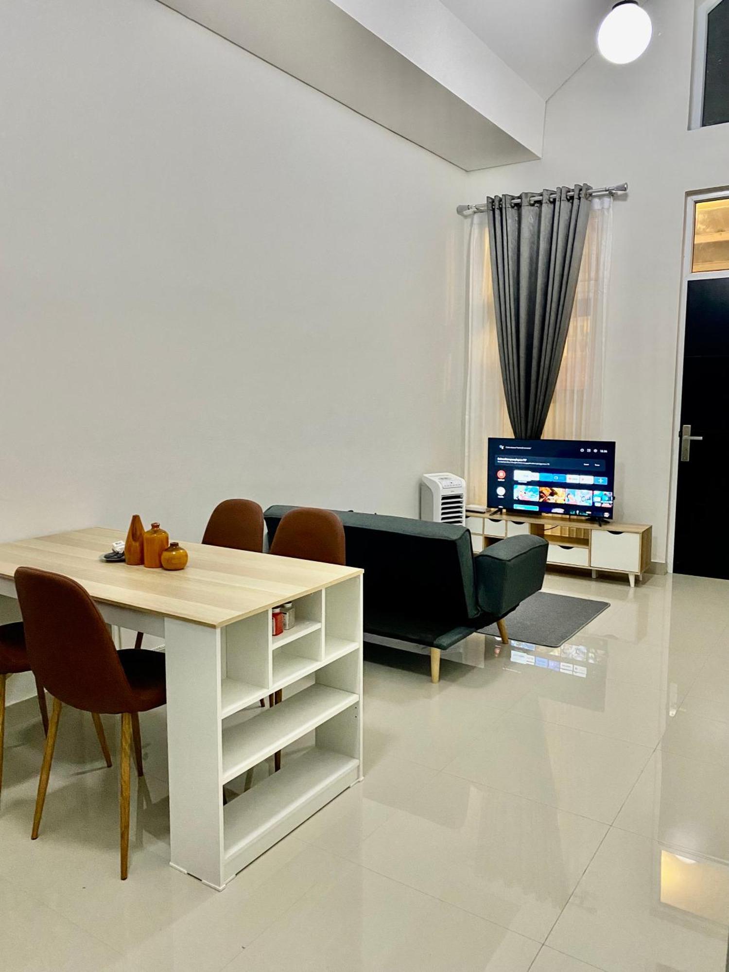 Villa Ku Villa Mu 三宝垄 外观 照片